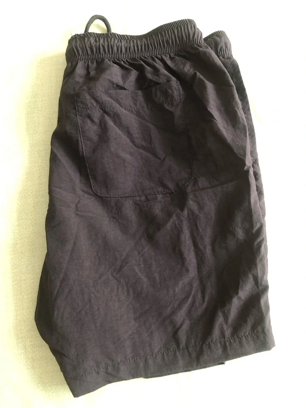 H&M Men's Black Elastic-Waist Hybrid Shorts